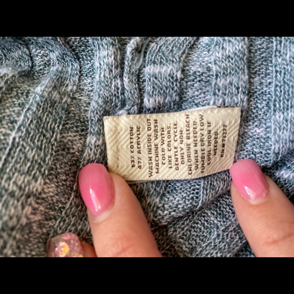 V-Neck Sweater - Picture 4 of 5